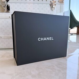 CHANEL ⭐️ Magnetic Gift Storage Box for Bags
